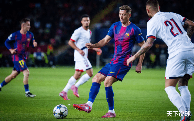 包含今夜体能课后,巴塞罗那队长鼓劲备战西甲,话题不断,年轻球员得到机会的词条 包含今夜体能课后,巴塞罗那队长鼓劲备战西甲,话题不断,年轻球员得到机会的词条