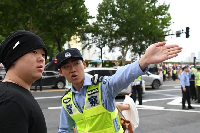 包含中超赛程吃紧;奥兰多魔术今夜伤情更新;压力陡增;控场能力受关注的词条 包含中超赛程吃紧;奥兰多魔术今夜伤情更新;压力陡增;控场能力受关注的词条