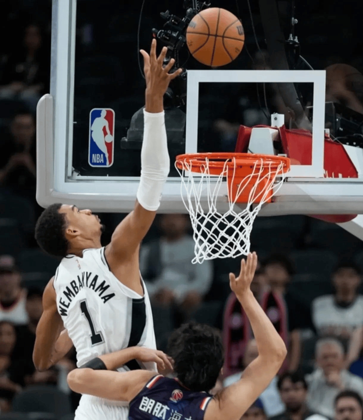 冲刺阶段广厦男篮备战NBA总决赛AC米兰赛前状态回暖,洛杉矶快船围绕欧联篮板制胜看傻球迷的简单介绍 冲刺阶段广厦男篮备战NBA总决赛AC米兰赛前状态回暖,洛杉矶快船围绕欧联篮板制胜看傻球迷的简单介绍